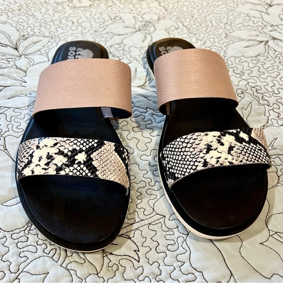 SOREL Ella Il Slide Sandals for Women in Mauve Vapor Snake Print Leather Sz 11 - Picture 3 of 13